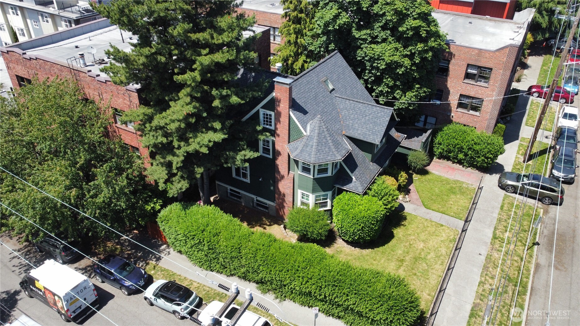 301 Belmont Avenue E