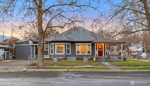 Photo of 217 Maple Street, Cashmere, WA 98815 (MLS # 2467331)