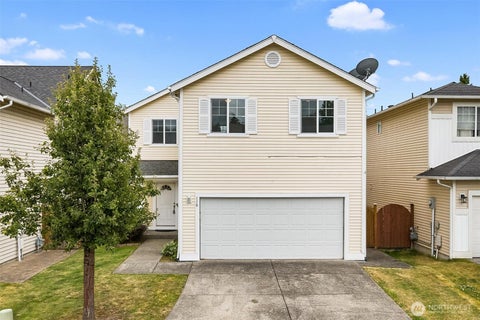 Photo of 110 Ferndale Avenue SE, Renton, WA 98056 (MLS # 2547926)