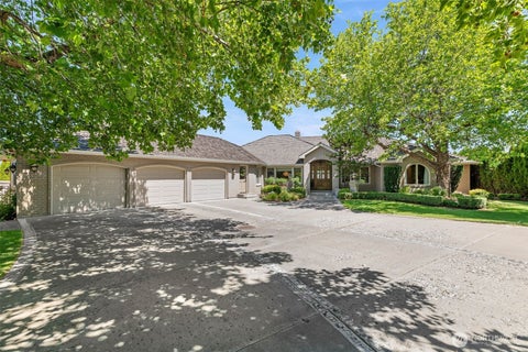 Photo of 803 Cobblestone Pl PL, Yakima, WA 98908 (MLS # 2584828)