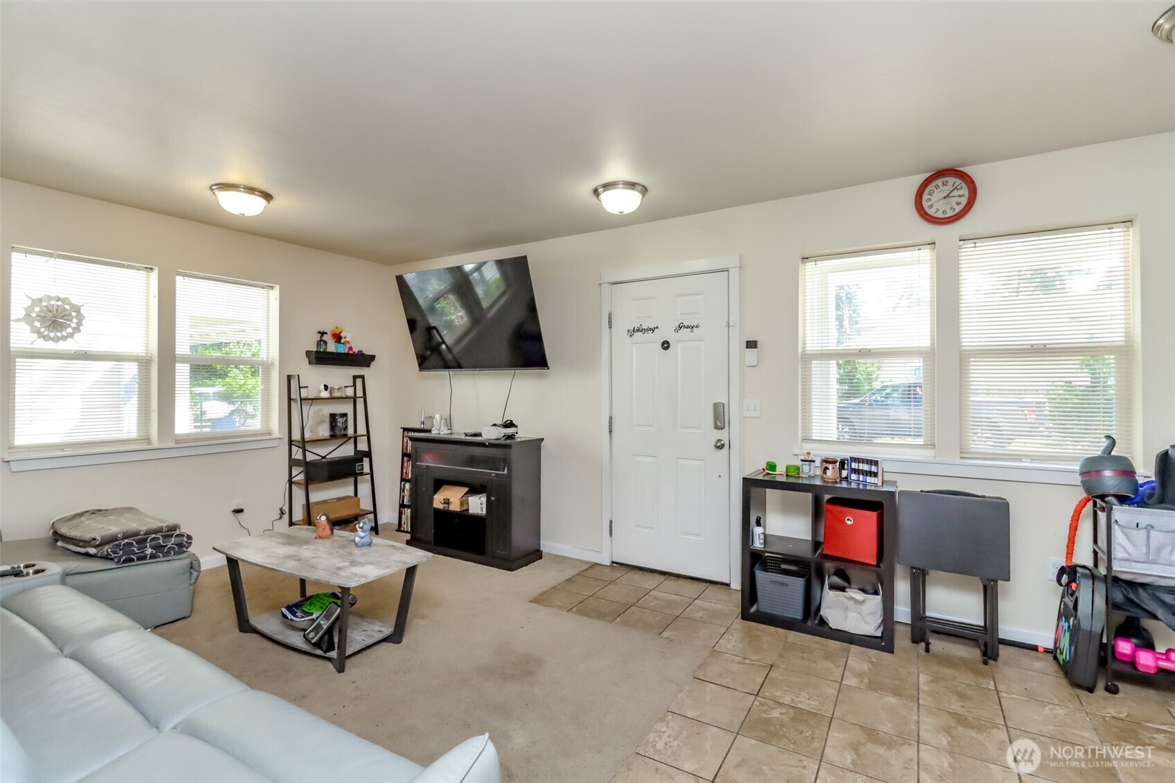 8921 Commercial Street SW