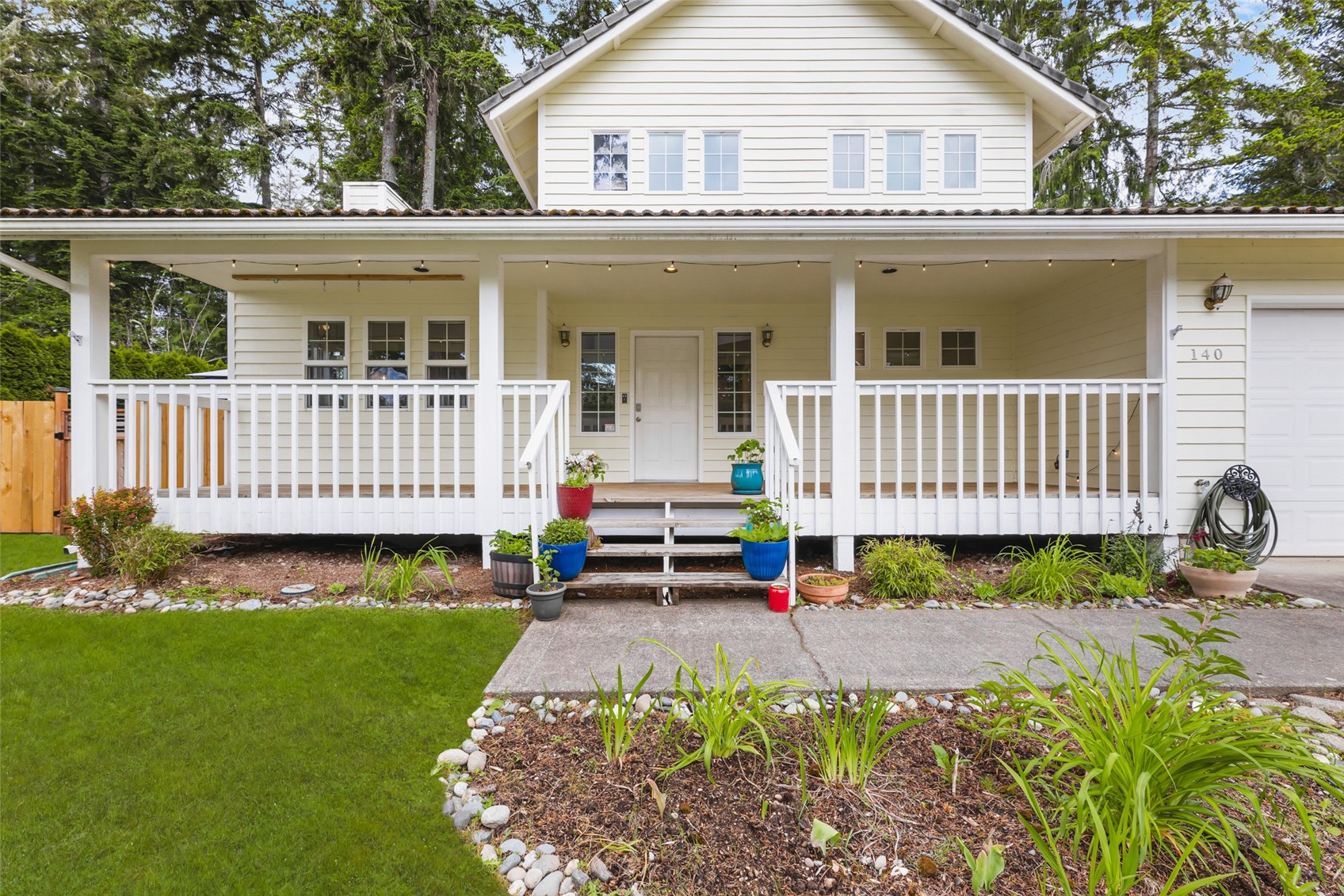 140 E Mountain VIew Drive