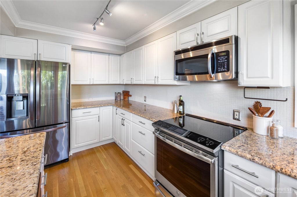 Photo of 1758 Dexter Avenue N #5, Seattle, WA 98109 (MLS # 2584657)