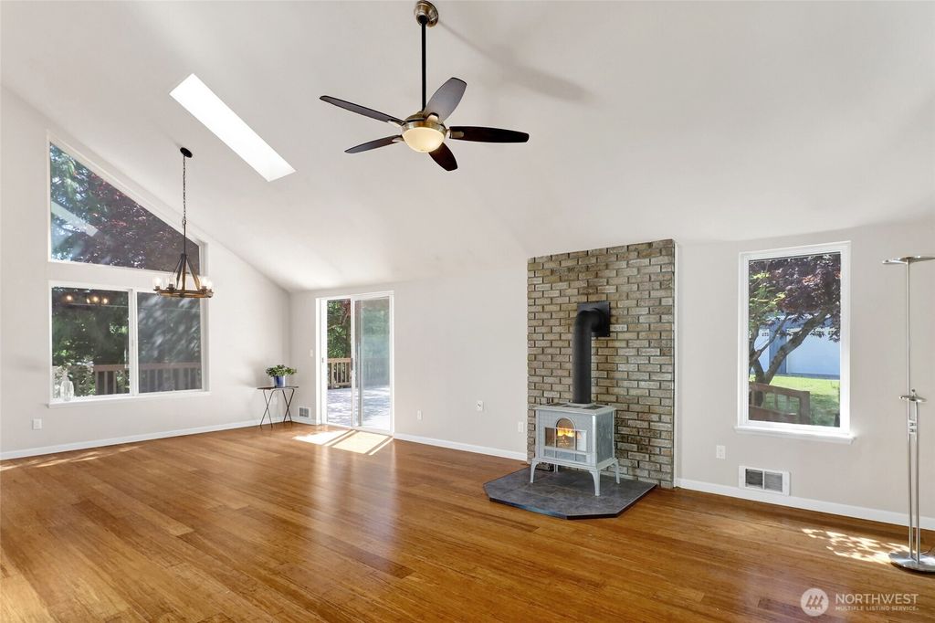 Photo of 16515 58th Avenue NW, Stanwood, WA 98292 (MLS # 2517904)