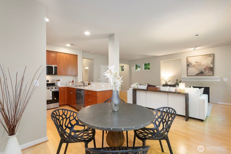 3900 NE 4th Circle