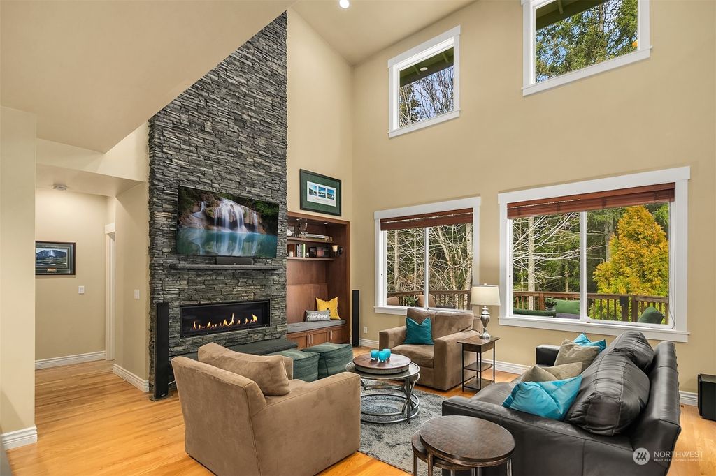 Photo of 6614 Azalea Way SE, Snoqualmie, WA 98065 (MLS # 2032399)