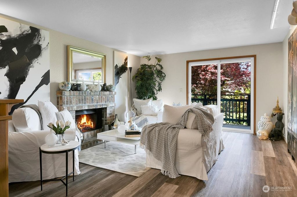Photo of 12303 SE 60th Street #2C, Newport Hills, WA 98006 (MLS # 2233418)
