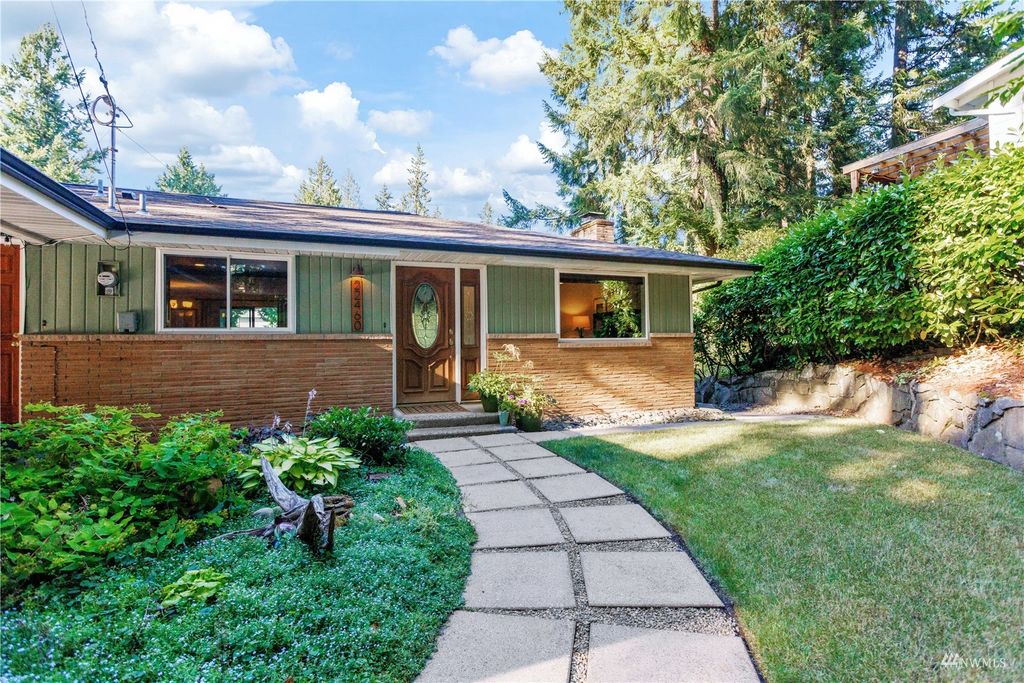 Photo of 22460 SE 300th Street, Black Diamond, WA 98010 (MLS # 1976937)