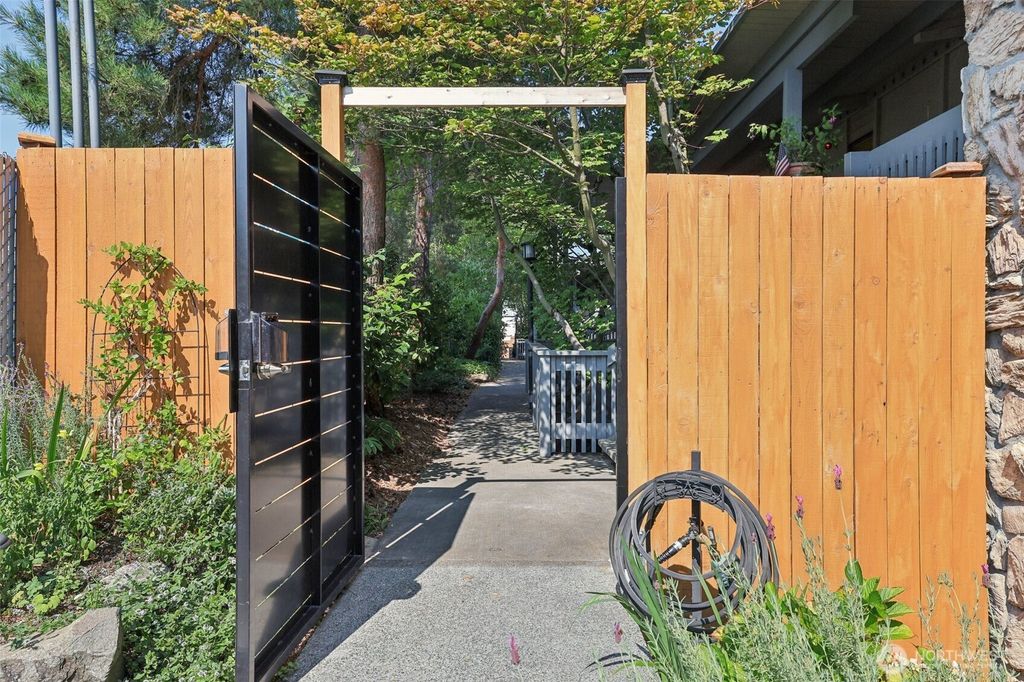 Photo of 7064 35th Avenue NE #23, Seattle, WA 98115 (MLS # 2423581)