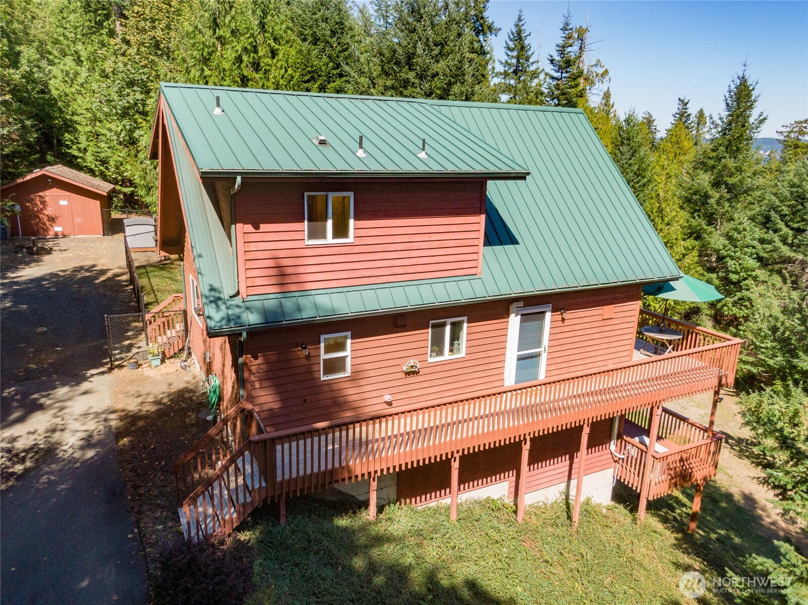 304698 Highway 101