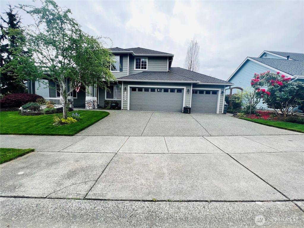 Photo of 11427 Dr 40th Dr SE, Everett, WA 98208 (MLS # 2505631)