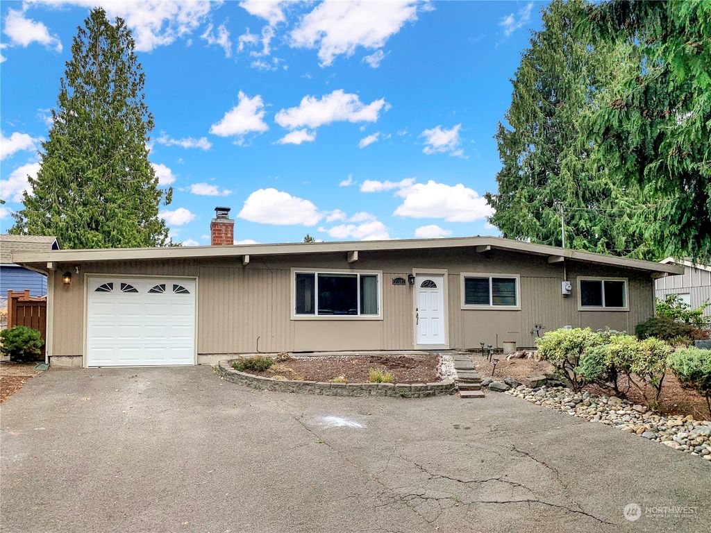 Photo of 30620 1st Place S, Federal Way, WA 98003 (MLS # 2153465)