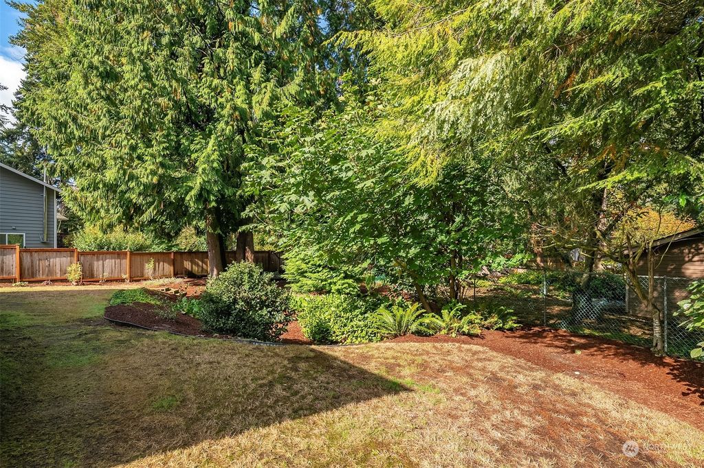 Photo of 12010 NE 67th Street, Kirkland, WA 98033 (MLS # 2167973)