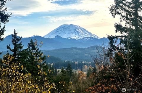 Photo of 27325 SE 402nd, Enumclaw, WA 98022 (MLS # 2453668)