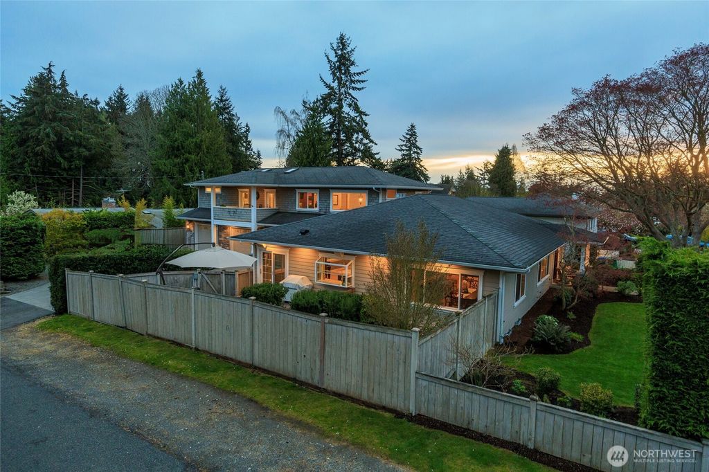 Photo of 1705 NW 193rd Street, Shoreline, WA 98177 (MLS # 2357438)