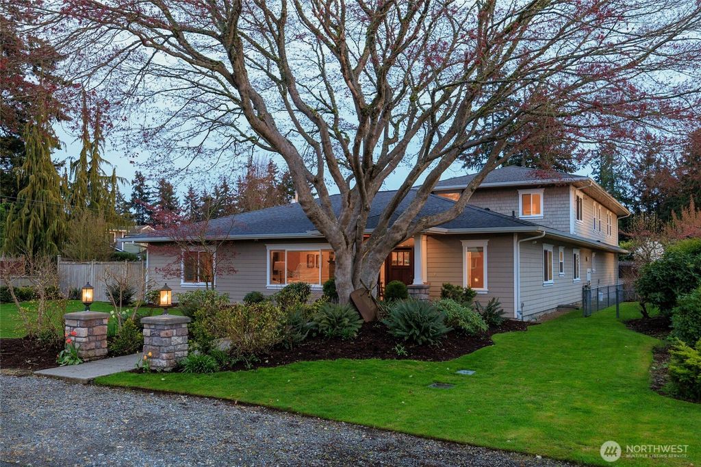 Photo of 1705 NW 193rd Street, Shoreline, WA 98177 (MLS # 2357438)