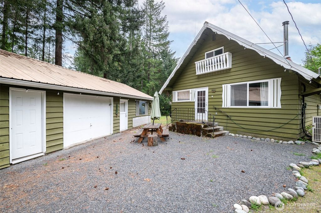 Photo of 100 Aspen Lane, Packwood, WA 98361 (MLS # 2496678)