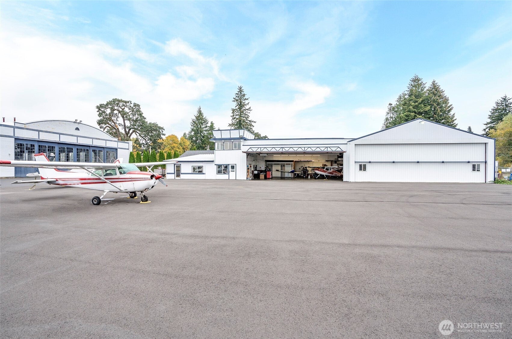 7529 Old Hwy 99 SE