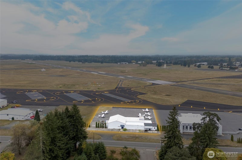 7529 Old Hwy 99 SE