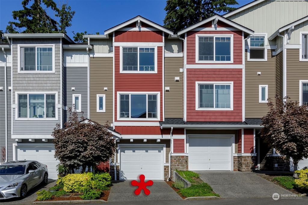 Photo of 15720 Manor Way #K-6, Lynnwood, WA 98087 (MLS # 2264203)