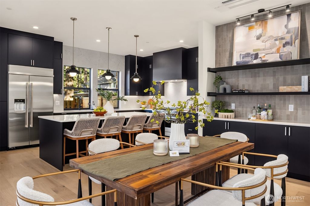 Photo of 15014 SE 22nd Street, Bellevue, WA 98007 (MLS # 2479938)