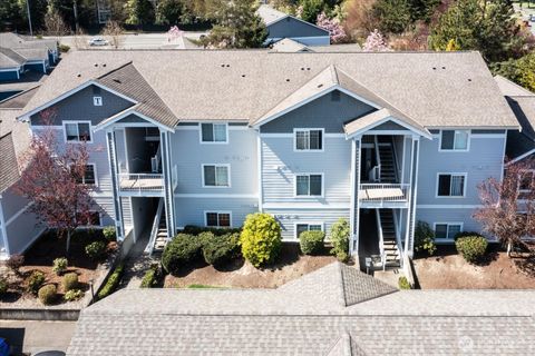Photo of 15150 140th Way SE #T104, Renton, WA 98058 (MLS # 2500702)