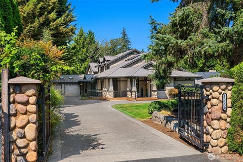Photo of 13330 NE 80th Street, Redmond, WA 98052 (MLS # 2567901)