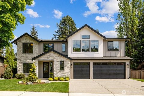 Photo of 12112 94th Place NE, Kirkland, WA 98034 (MLS # 2517819)