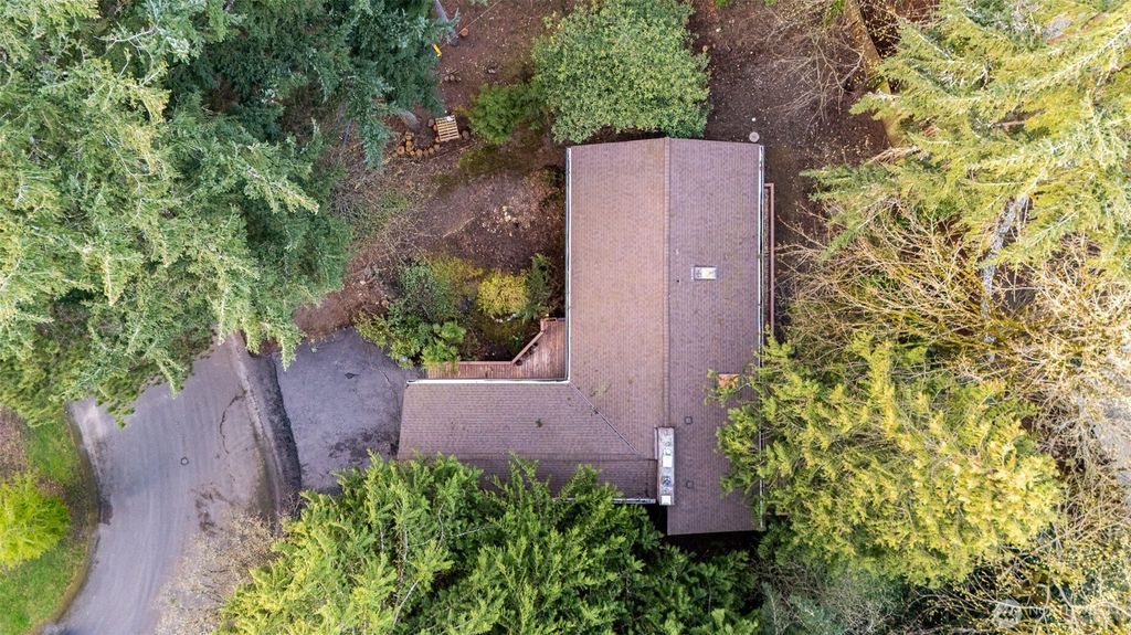 Photo of 12816 Holiday Drive NE, Kirkland, WA 98034 (MLS # 2352192)