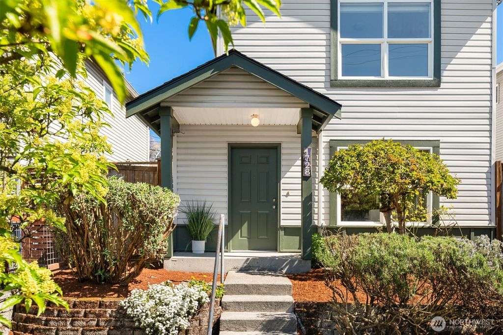 Photo of 1728 26th Avenue S, Seattle, WA 98144 (MLS # 2505533)