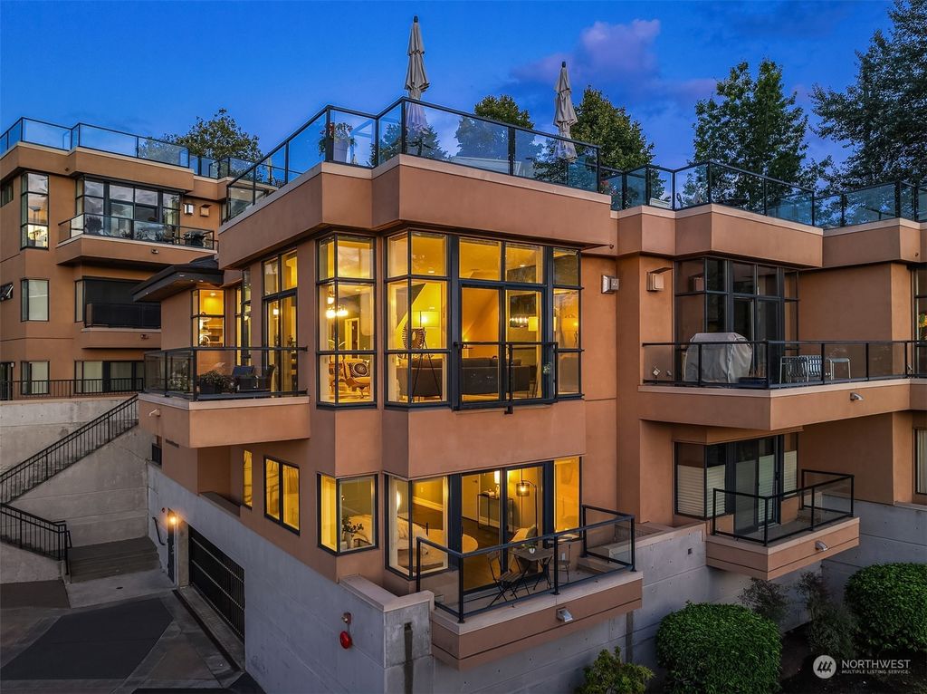 Photo of 80 E Roanoke Street #4, Seattle, WA 98102 (MLS # 2287378)