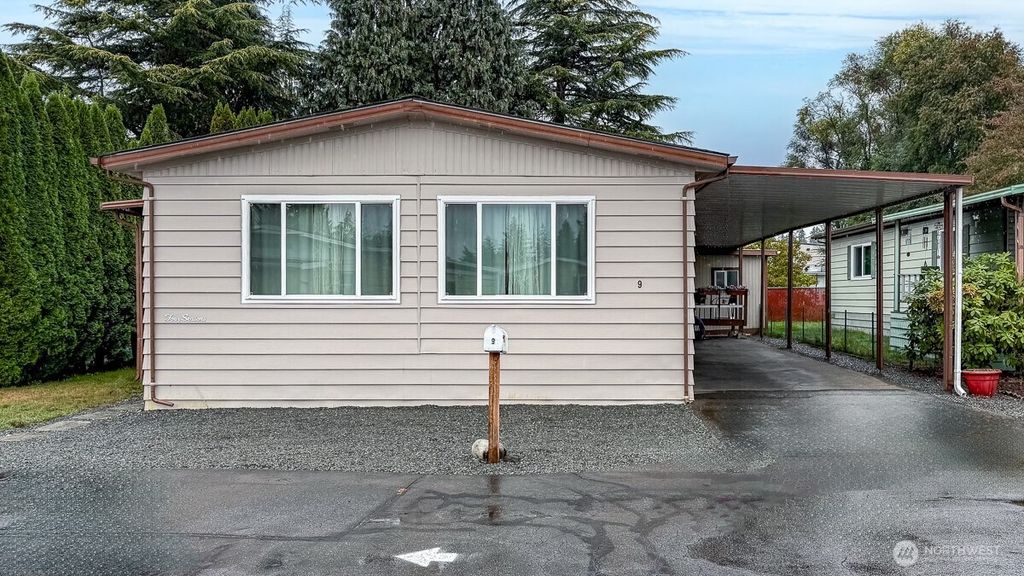 Photo of 7508 47th Avenue NE #9, Marysville, WA 98270 (MLS # 2441935)