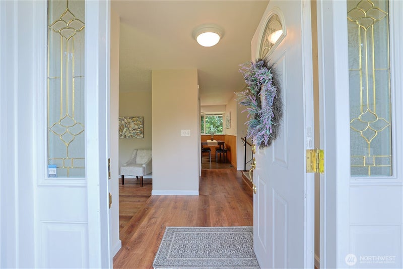 543 NE Conifer Drive