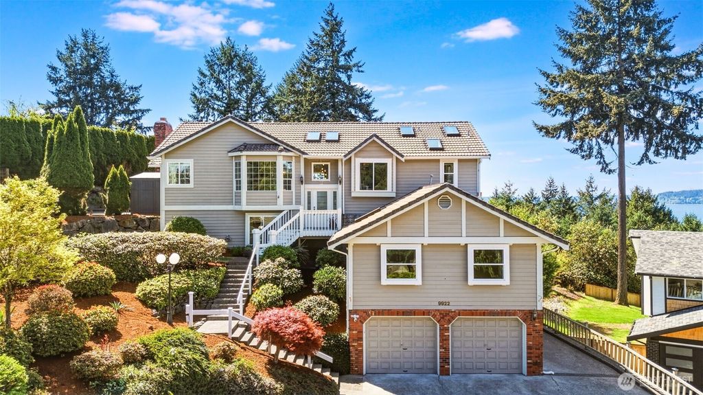 Photo of 9922 71st Street SW, Lakewood, WA 98498 (MLS # 2513622)