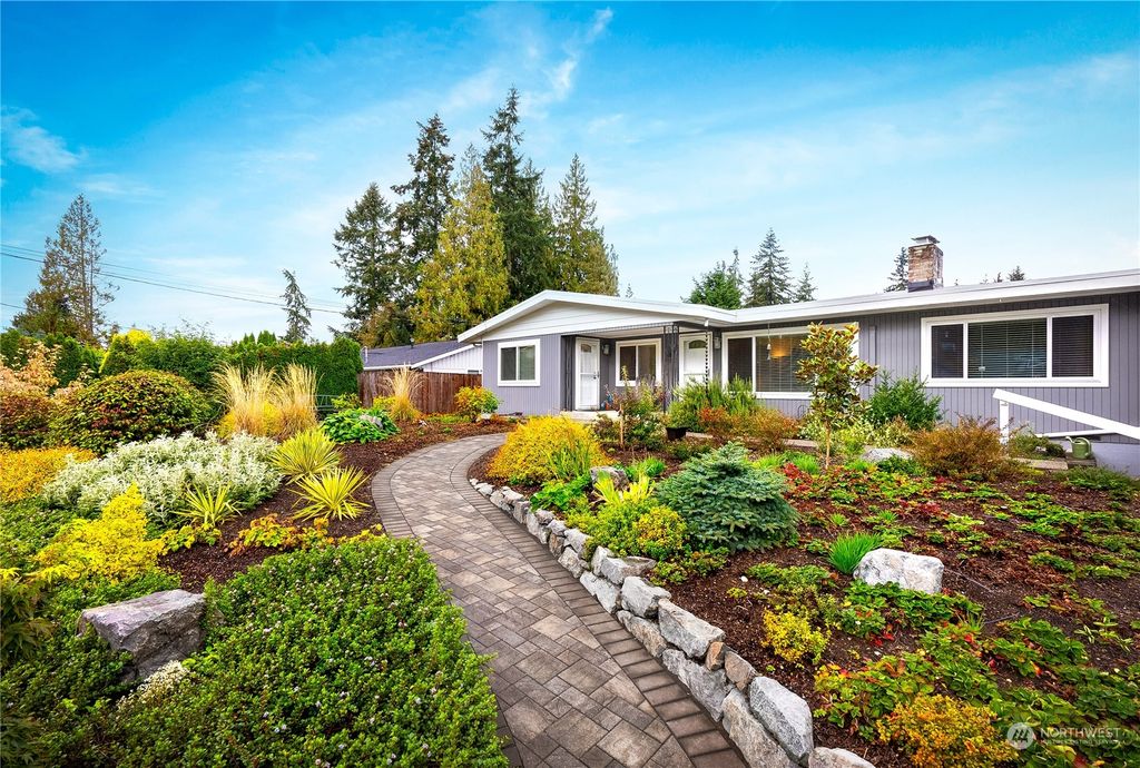 Photo of 2317 96th Place SE, Everett, WA 98208 (MLS # 2302156)