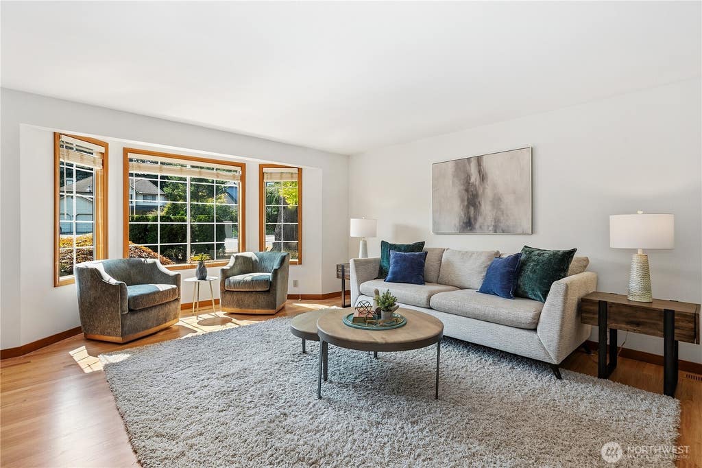 Photo of 23046 NE 19th Drive, Sammamish, WA 98074 (MLS # 2573519)
