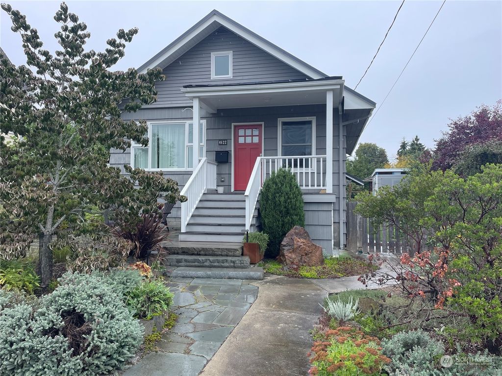 Photo of 4622 S Lucile Street, Seattle, WA 98118 (MLS # 2168459)