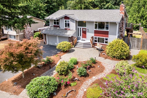 Photo of 10152 NE 204th Street, Bothell, WA 98011 (MLS # 2541470)