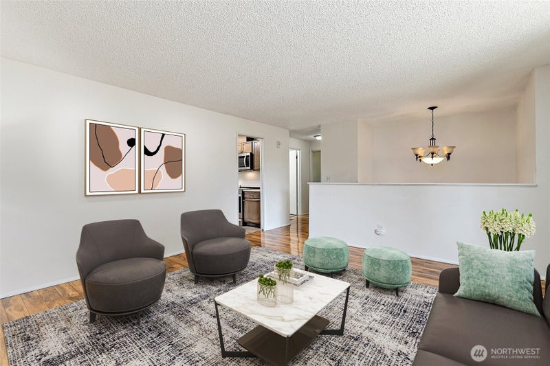 2015 E 57th Street