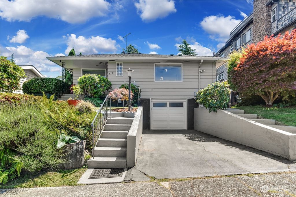 Photo of 8521 S 114th Street, Seattle, WA 98178 (MLS # 2126283)