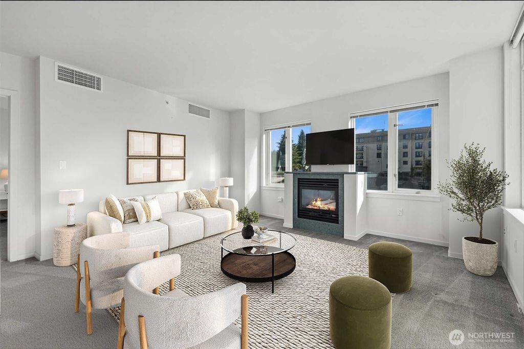 Photo of 1188 106th Avenue NE #222, Bellevue, WA 98004 (MLS # 2498656)