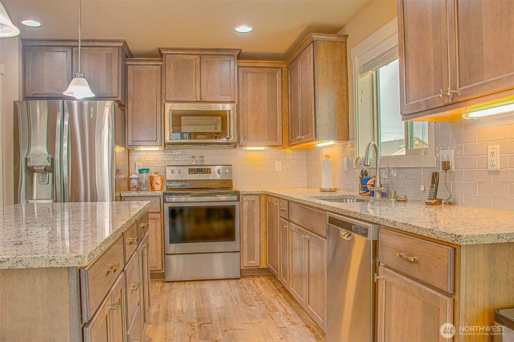 Photo of 22 St NE L St, Quincy, WA 98848 (MLS # 2492690)