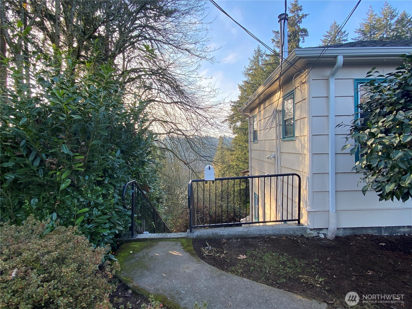 2009 Water Street SE