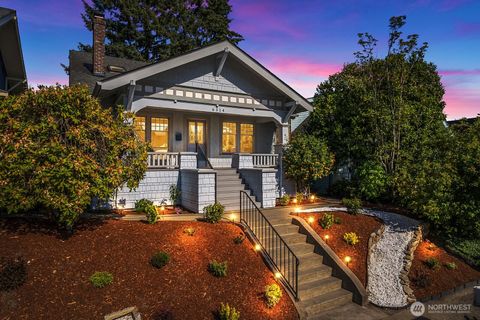 Photo of 6314 19th Avenue NE, Seattle, WA 98115 (MLS # 2534328)