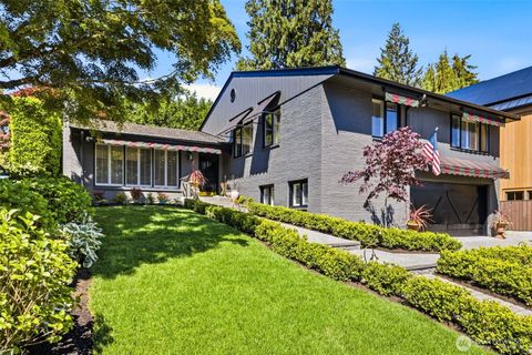 Photo of 1637 Broadmoor Drive E, Seattle, WA 98112 (MLS # 2529553)