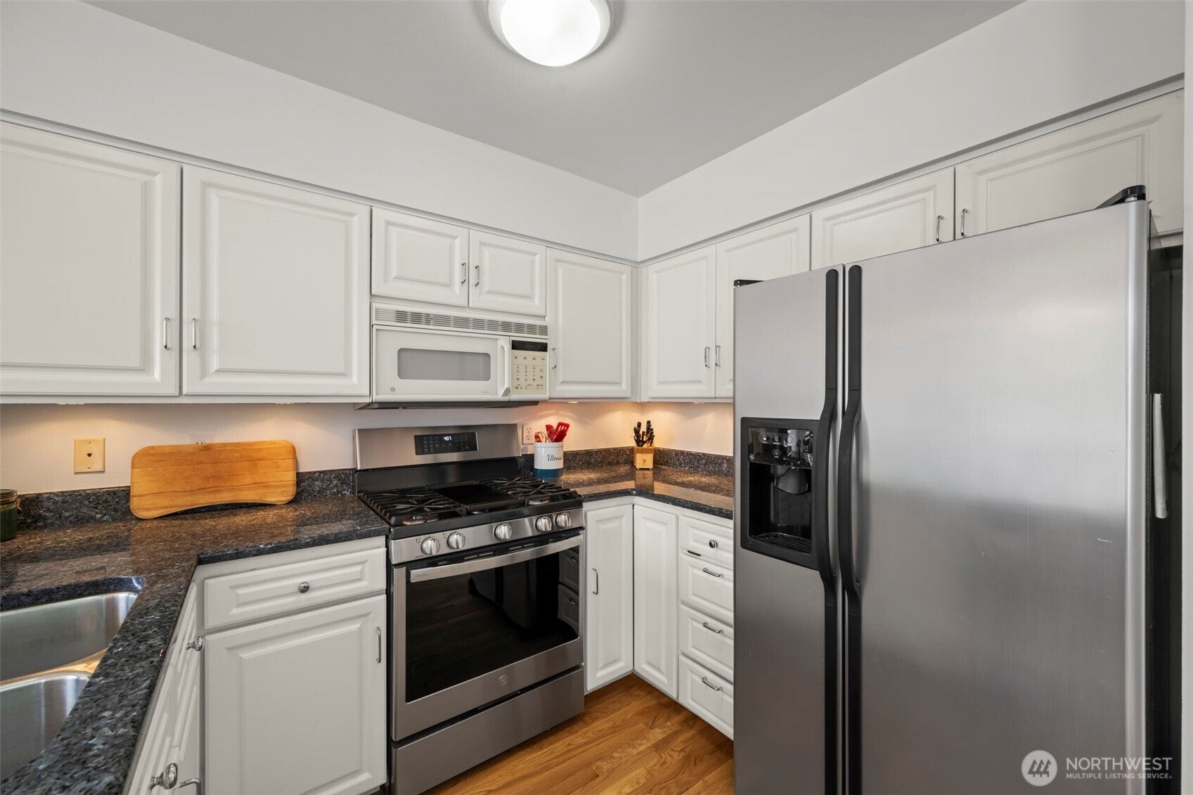 5243 40th Avenue NE