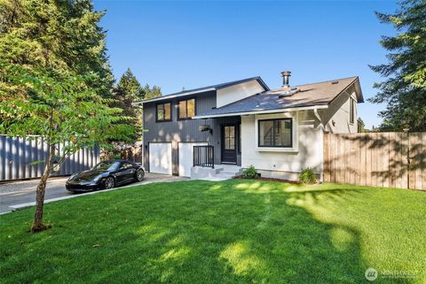Photo of 2216 Patricia Court SE, Lacey, WA 98503 (MLS # 2435408)