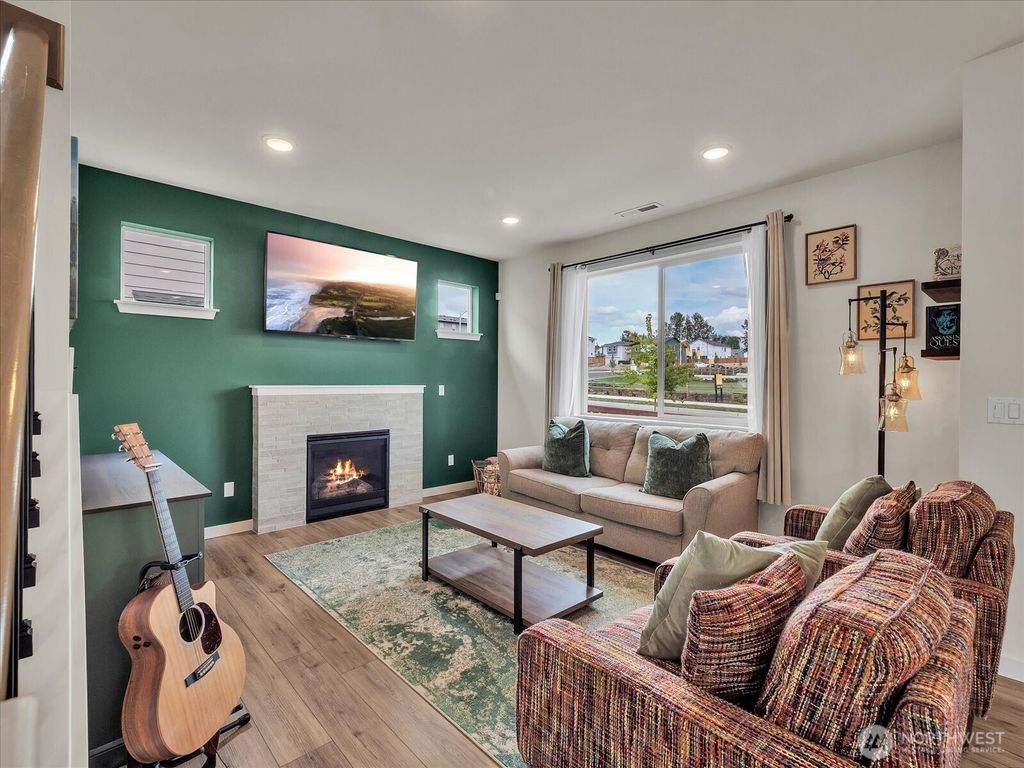 Photo of 5044 87th Avenue NE, Marysville, WA 98270 (MLS # 2494599)