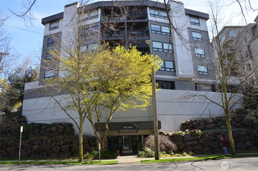 Photo of 5000 California Avenue SW #304, Seattle, WA 98136 (MLS # 2353827)