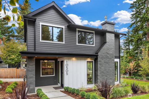 Photo of 10505 NE 112th Street, Kirkland, WA 98033 (MLS # 2425399) Photo of 10505 NE 112th Street, Kirkland, WA 98033 (MLS # 2425399)